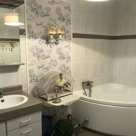 L'orangerie De Camperos فندق مبيت وإفطار 3*