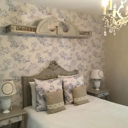 L'orangerie De Camperos 3*